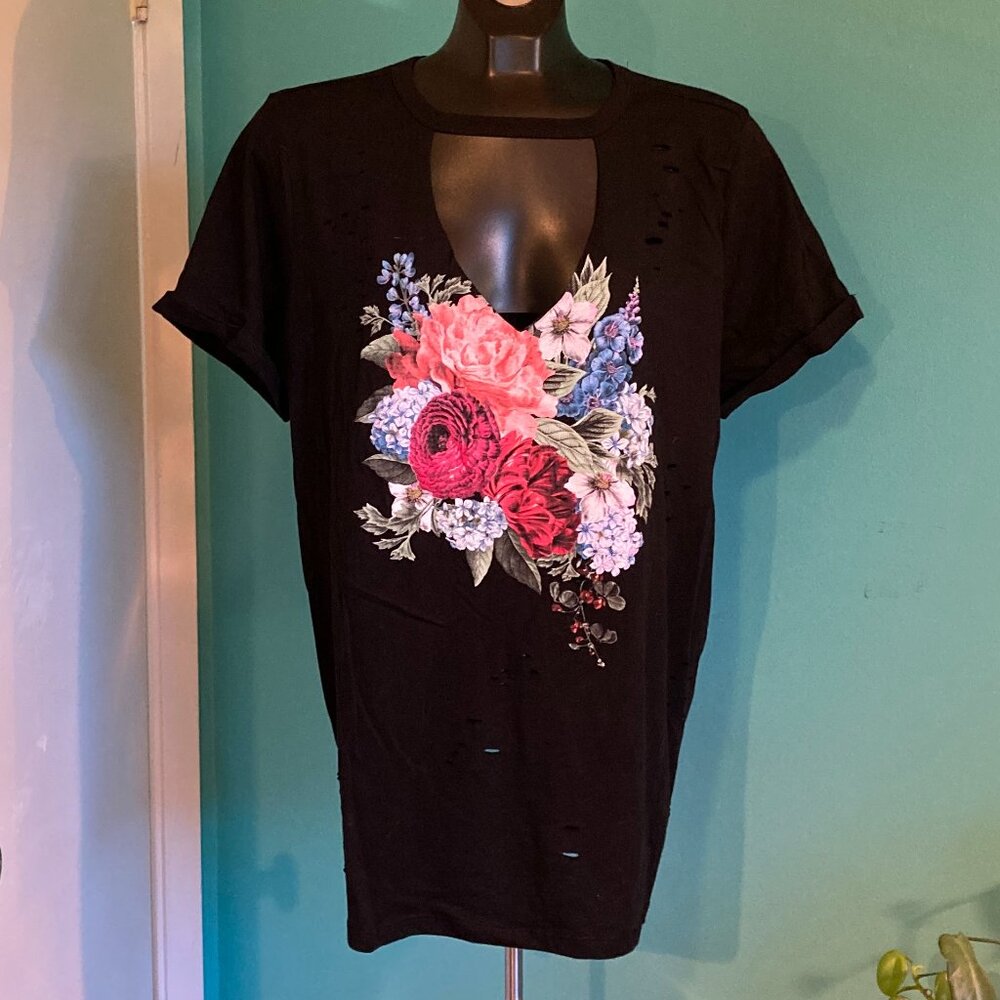 NWOT Torrid Slim Fit Distressed T-shirt